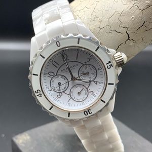 Akribos XXIV White Ceramic woman’s watch